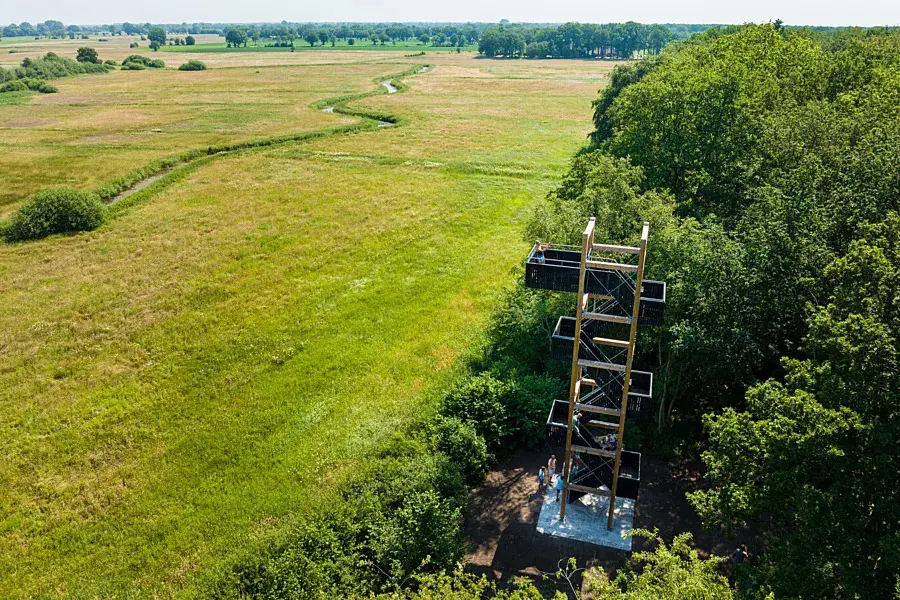 Uitkijktoren 1707312097