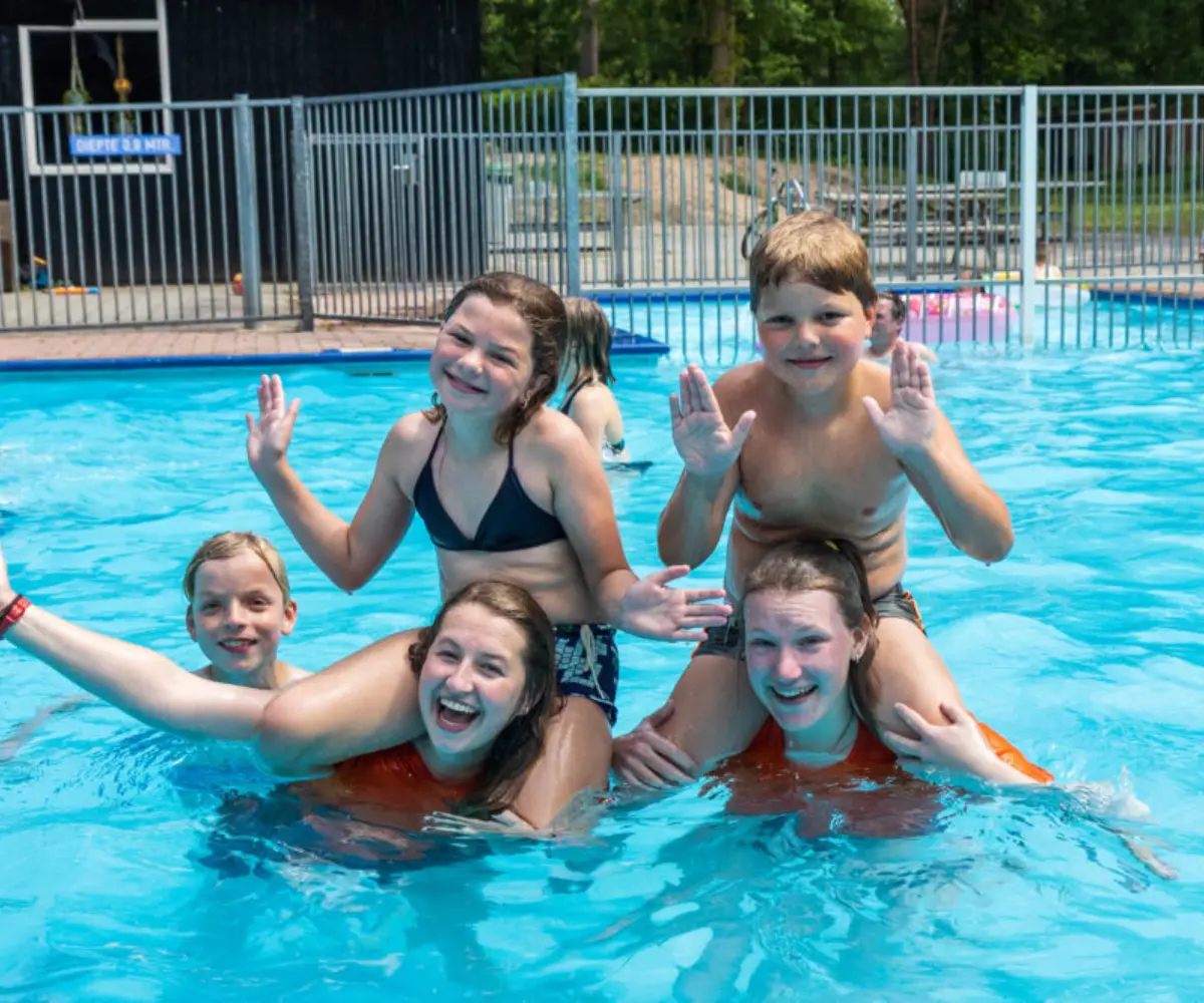 Zwembad Camping bij Dedemsvaart