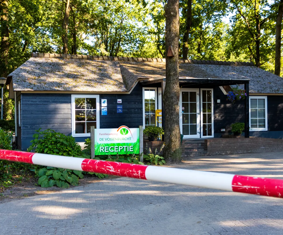 HTH Lowres Vossenburcht 3788